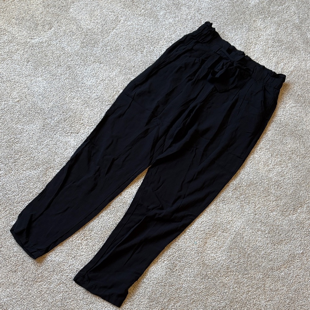 Never worn paper bag pants